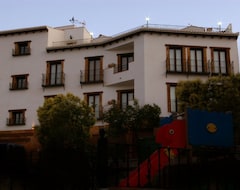 Pansiyon Villa de Xicar (Montejícar, İspanya)