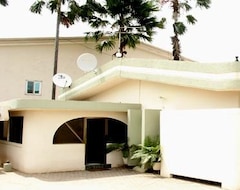 Otel Royal Palm Groove Lodge (Accra, Gana)
