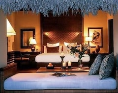 Lomakeskus Taj Exotica Resort And Spa (Etelä Male-Atoll, Malediivit)