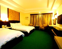 Mo2 Westown Hotel - San Juan (Bacolod City, Filipinas)