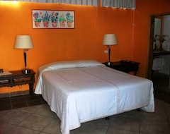 Khách sạn Gemma Inn (La Paz, Mexico)