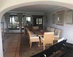 Koko talo/asunto Harties Villa (Hartbeesport, Etelä-Afrikka)