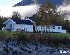 Cijela kuća/apartman Feriehus Ved Sjøen (Vestnes, Norveška)