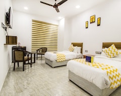 Khách sạn Amora Rooms Dwarka (Delhi, Ấn Độ)