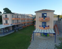 Lomakeskus Akroyiali Resort (Vasiliki, Kreikka)