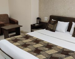 Hotel The Vraj (Jamnagar, India)