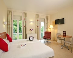 Khách sạn Hotels & Residences - Les Thermes (Luxeuil-les-Bains, Pháp)