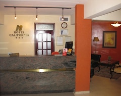 Khách sạn Hotel California (Santa Cruz de la Sierra, Bolivia)