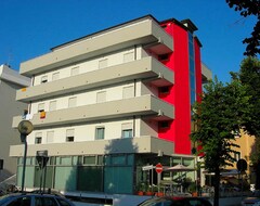 Otel Etoile (Rimini, İtalya)
