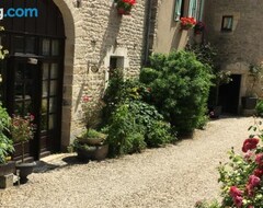 Bed & Breakfast LES CHAMBRES DE ROUGEMONT (Rougemont, Francuska)