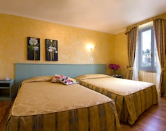 Khách sạn Hotel Italia (Coassolo Torinese, Ý)