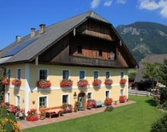 Hotel Loitzbauer (Abersee, Austria)