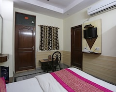 Hotel OYO 6124 Lord Krishna Dx Inn (New Delhi, Indija)