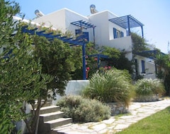 Apart Otel Carlo Bungalows (Agios Ioannis Porto, Yunanistan)