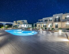 Căn hộ có phục vụ Iphimedeia Apartments & Suites (Agios Georgios, Hy Lạp)