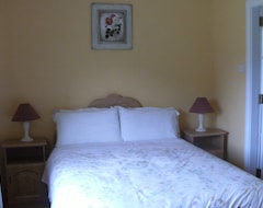 Bed & Breakfast Inny River Lodge (Mullingar, Irlanti)