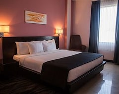 Hotel Regent Star (Piarco, Trinidad and Tobago)