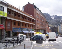 Khách sạn Hotel Petit (Pas de la Casa, Andorra)