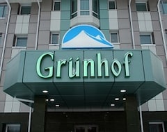 Hotel GrunHof (Mezhdurechensk, Russia)