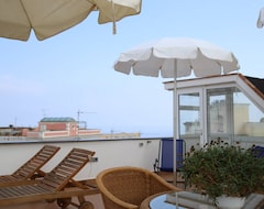 Hotel Guest House La Piazzetta (Capri, Italy)