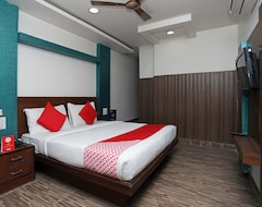 Khách sạn OYO 11061 Hotel Awesome (Meerut, Ấn Độ)