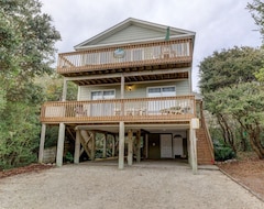 Entire House / Apartment 100 Steps To The Beach...pet Friendly...new Listing (Surf City, USA)