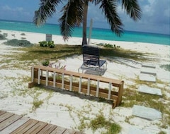 Tüm Ev/Apart Daire Wonderful Beach Front Villa On Remote Island In The Bahamas (Snug Corner, Bahamalar)