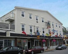 Otel Smugglers Cove Inn (Lunenburg, Kanada)