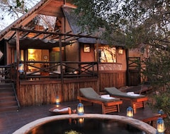 Khách sạn Lukimbi Safari Lodge (Komatipoort, Nam Phi)