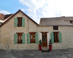 Bed & Breakfast Aupres du Chateau (Tanlay, Francia)