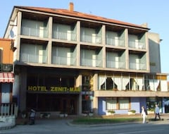 Hotel Zenit Mar (Noja, İspanya)
