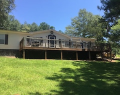 Entire House / Apartment This Private Property Is Nestled Between Lineville And Lake Wedowee Alabama (Cragford, USA)