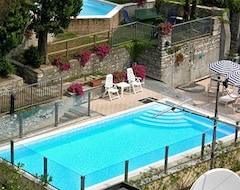 Khách sạn Hotel Bazzoni et du Lac Resort (Tremezzo, Ý)