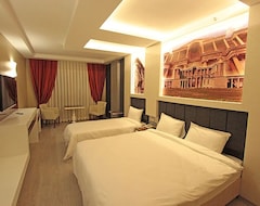 Hotel Özçelik (Salihli, Turkey)