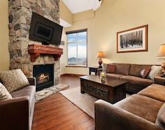 Condos at Canyons Resort by White Pines (Park City, ABD)