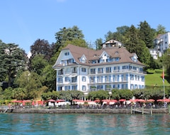 Khách sạn Central am See (Weggis, Thụy Sỹ)