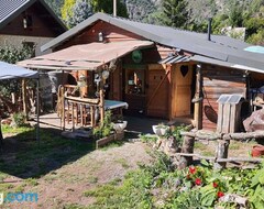 Bed & Breakfast LA CABANE, petite chambre agreable dans maison en bois (Valdeblore, Francia)