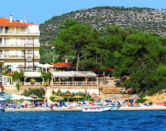 Хотел Hotel Thassos (Пефкари, Гърция)