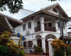 Nhà trọ Rattana Guesthouse (Luang Prabang, Lào)