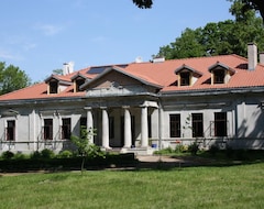 Otel Dwór Bieganów (Kroczyce, Polonya)