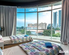 Hele huset/lejligheden Setia Tri Suite (Bayan Lepas, Malaysia)