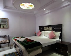 Hotel Sri Nanda Lokpal Palace (Ghangaria, India)