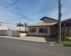 Khách sạn Hotel Portal Das Aguas (Jaguariúna, Brazil)