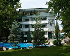 Khách sạn Elmar (Kiten, Bun-ga-ri)