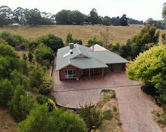 Toàn bộ căn nhà/căn hộ Fox Farm - Entire House 12ppl (Woodside, Úc)