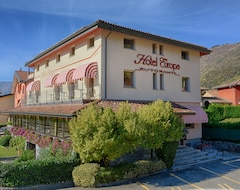 Khách sạn Hotel Europa (Sorico, Ý)
