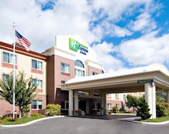 Holiday Inn Express Hotel & Suites Medford-Central Point, an IHG Hotel (Central Point, USA)