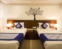 Khách sạn OYO 16012 Hotel Rainbow International (Hyderabad, Ấn Độ)