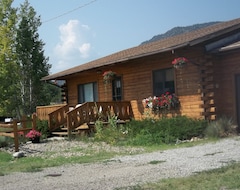 Toàn bộ căn nhà/căn hộ Bender'S Log Cabin 'Your Home Away From Home' (Poncha Springs, Hoa Kỳ)