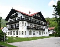 Khách sạn Hotel Zur Post (Leichlingen, Đức)